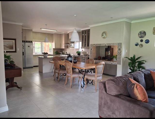 3 BEDROOM HOUSE FOR SALE IN DOLPHIN CREEK GOLF ESTATE